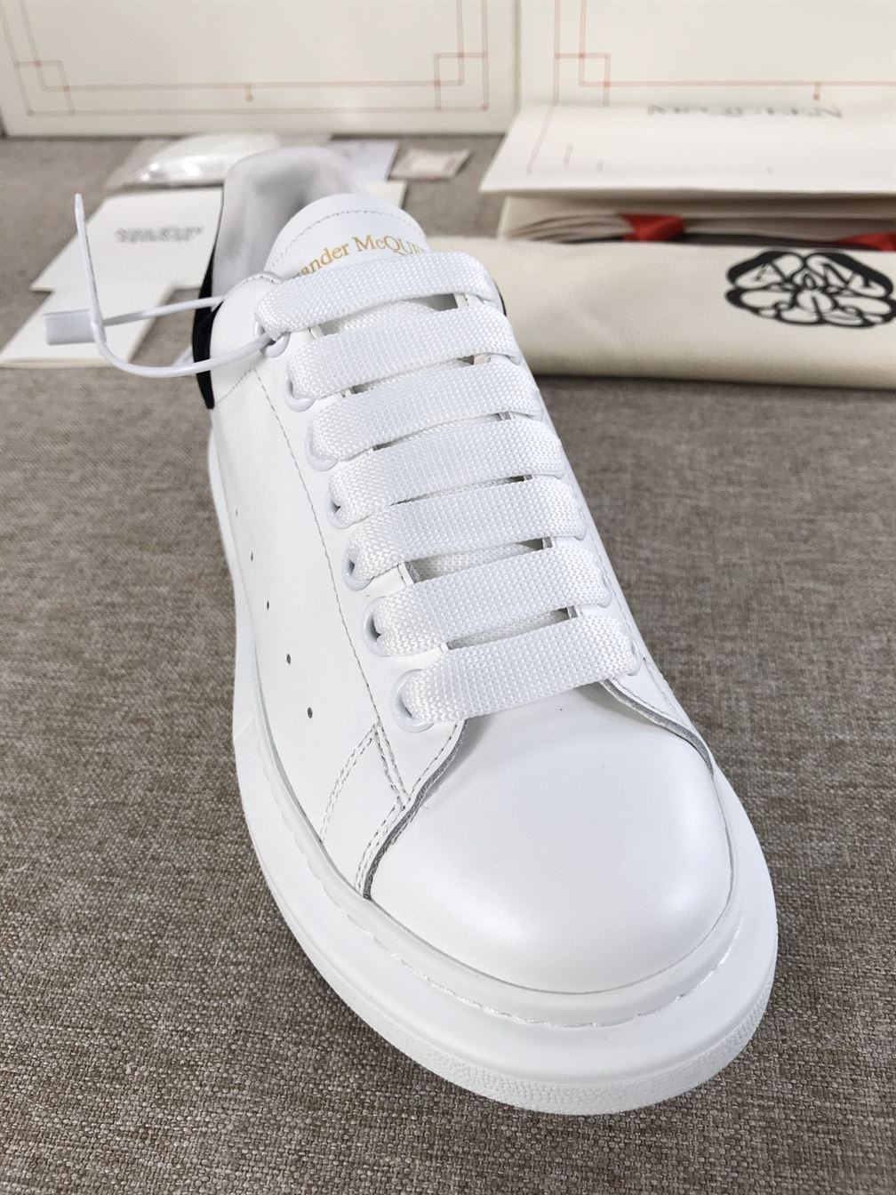 ALEXANDER MCQUEEN SNEAKER - ALD005