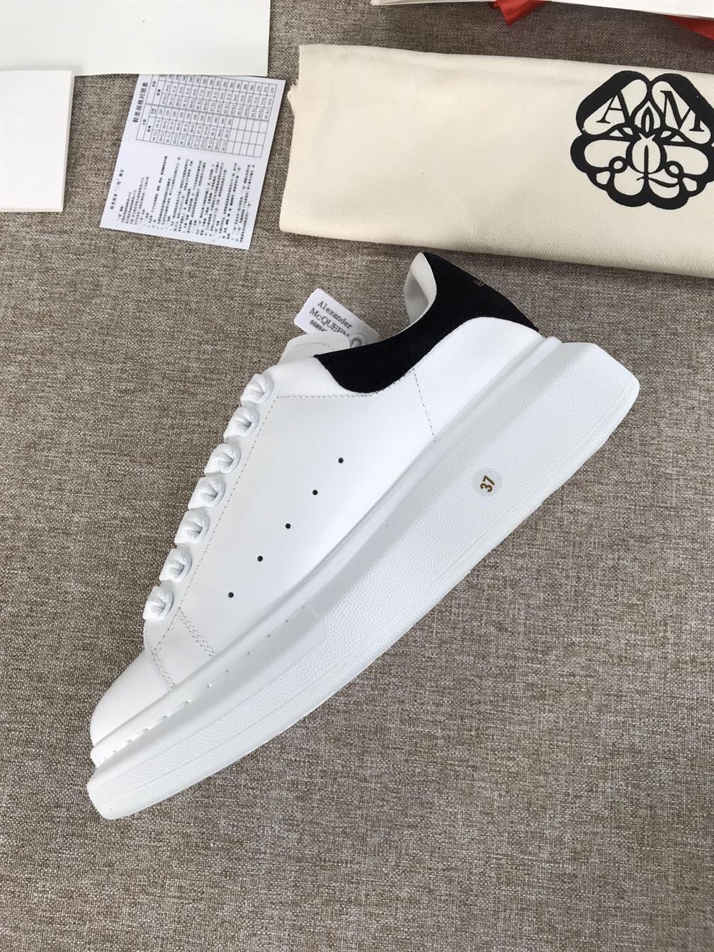 ALEXANDER MCQUEEN SNEAKER - ALD005