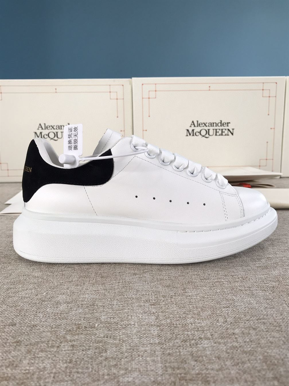 ALEXANDER MCQUEEN SNEAKER - ALD005