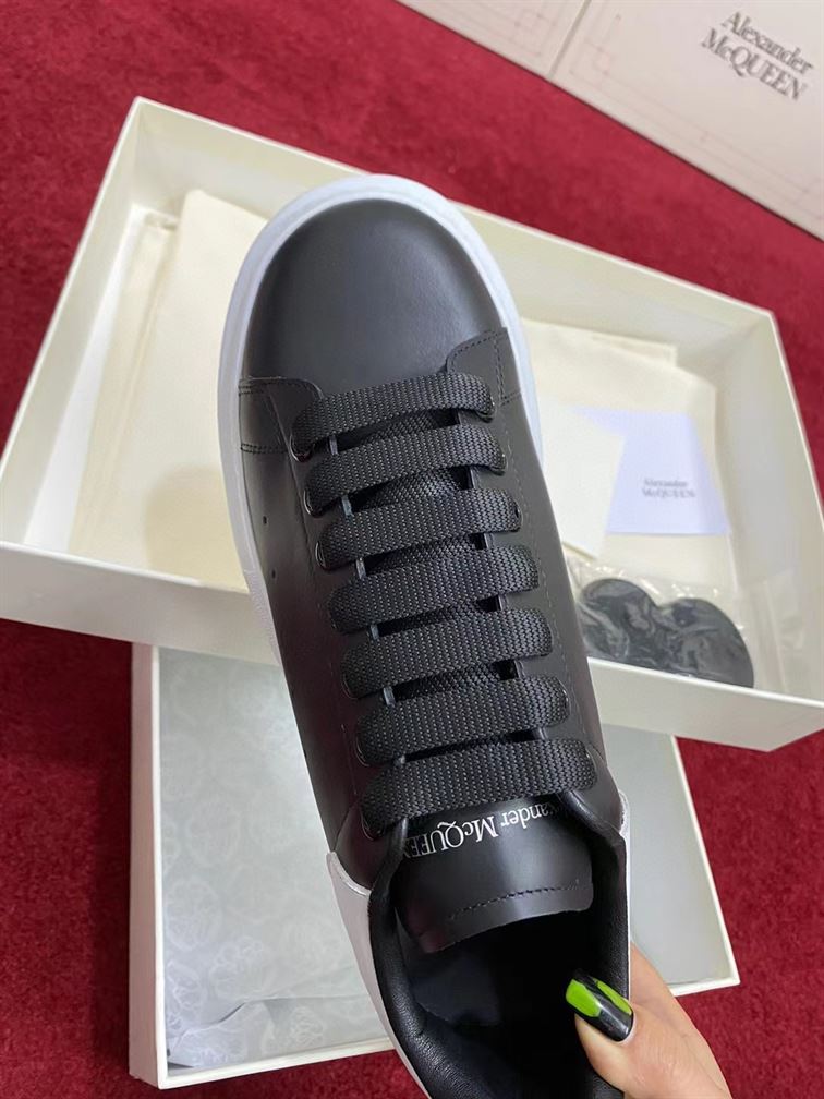 ALEXANDER MCQUEEN SNEAKER - ALD008