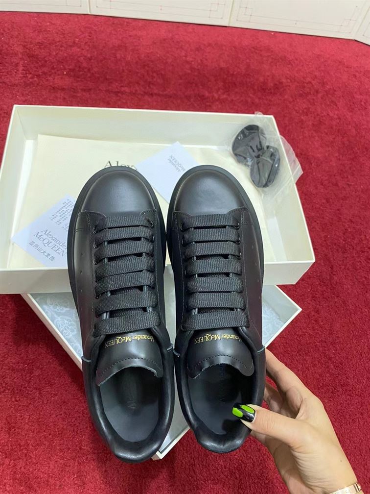 ALEXANDER MCQUEEN SNEAKER - ALD009