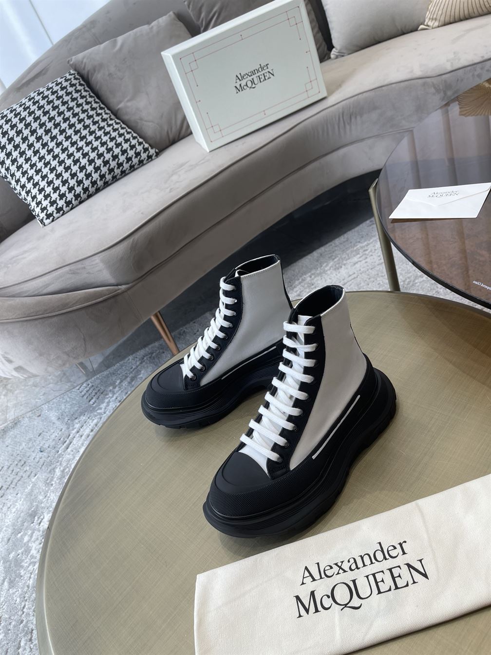 ALEXANDER MCQUEEN TREAD SLICK HIGH-TOP SNEAKERS - ALD035
