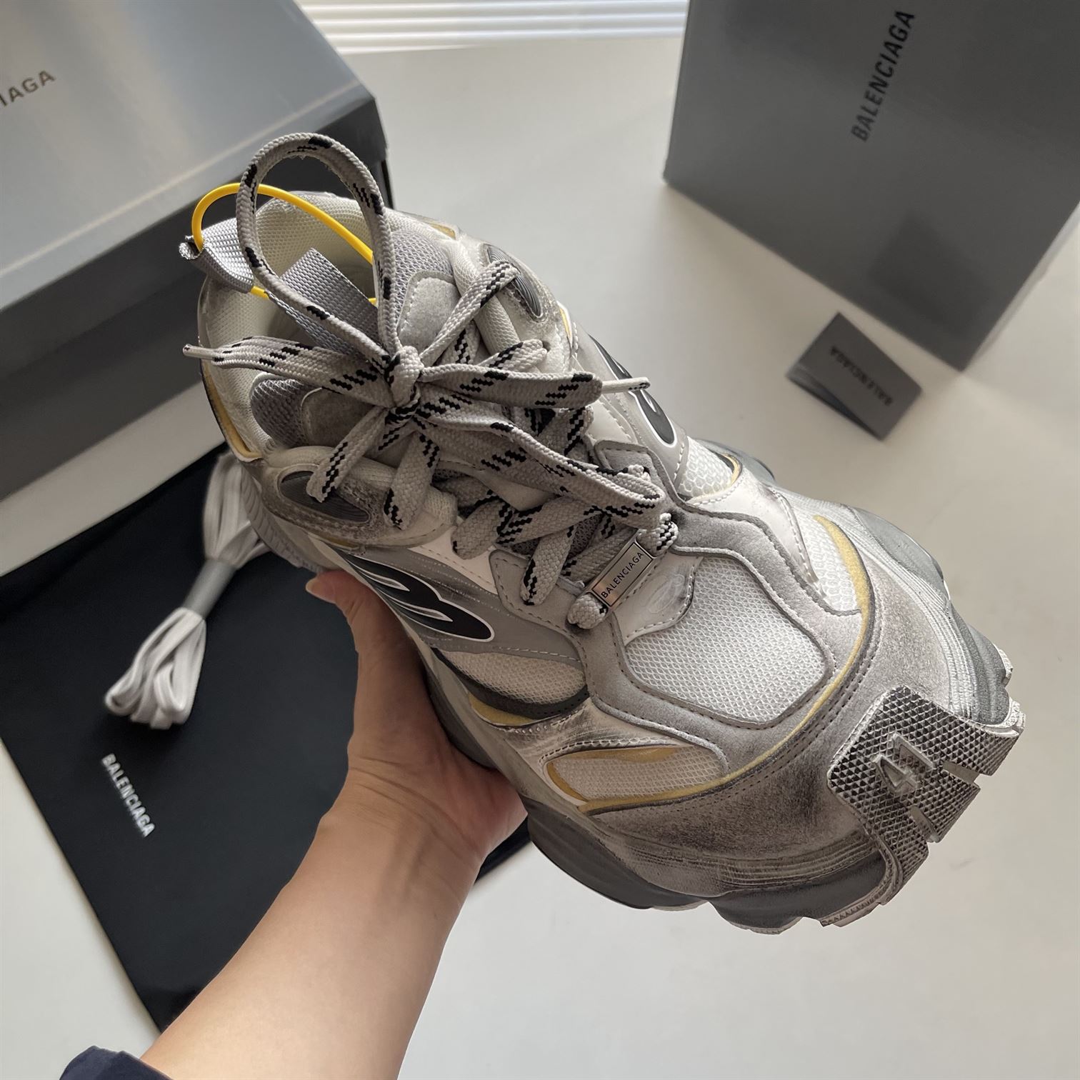 BALENCIAGA CARGO SNEAKER GREY - BLA093