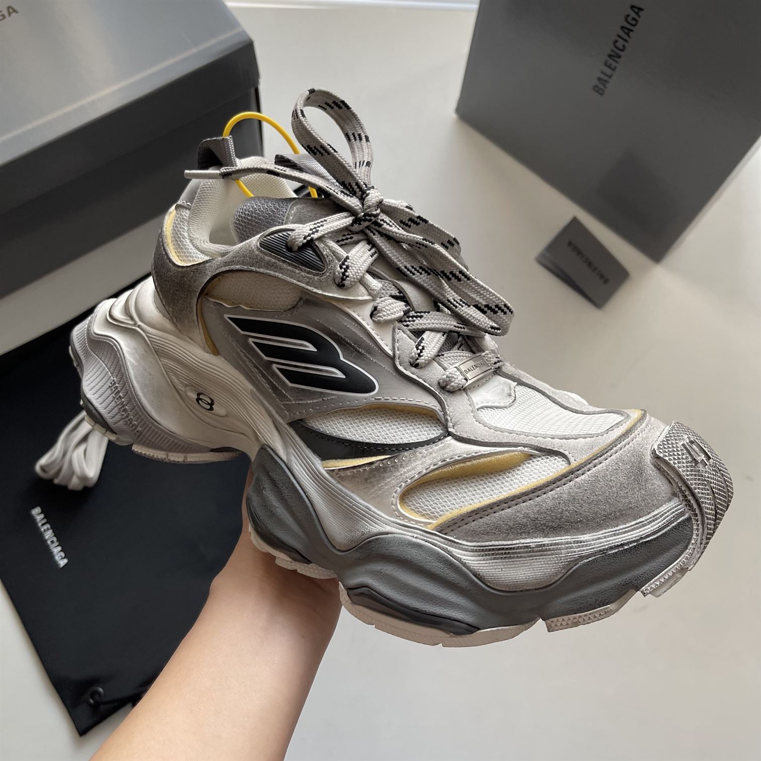 BALENCIAGA CARGO SNEAKER GREY - BLA093