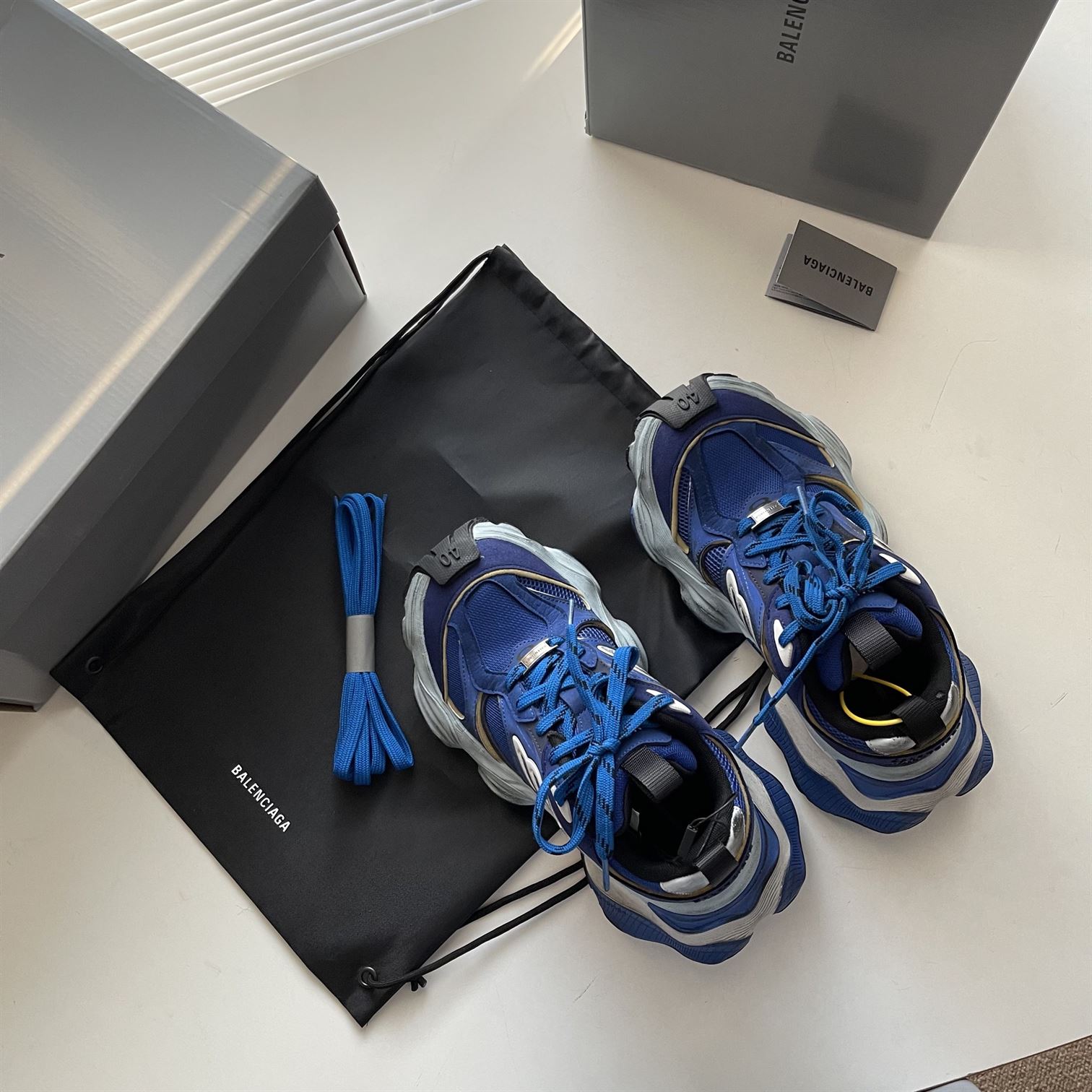 BALENCIAGA CARGO SNEAKER IN BLUE - BLA091