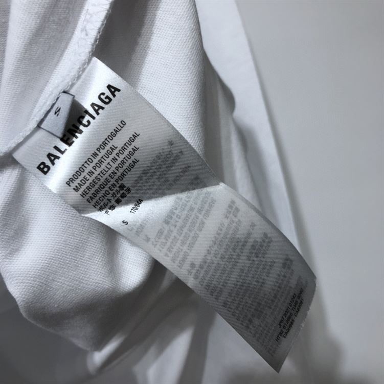 BALENCIAGA MEN'S YEAR OF THE TIGER T-SHIRT MEDIUM FIT IN WHITE - BAS001