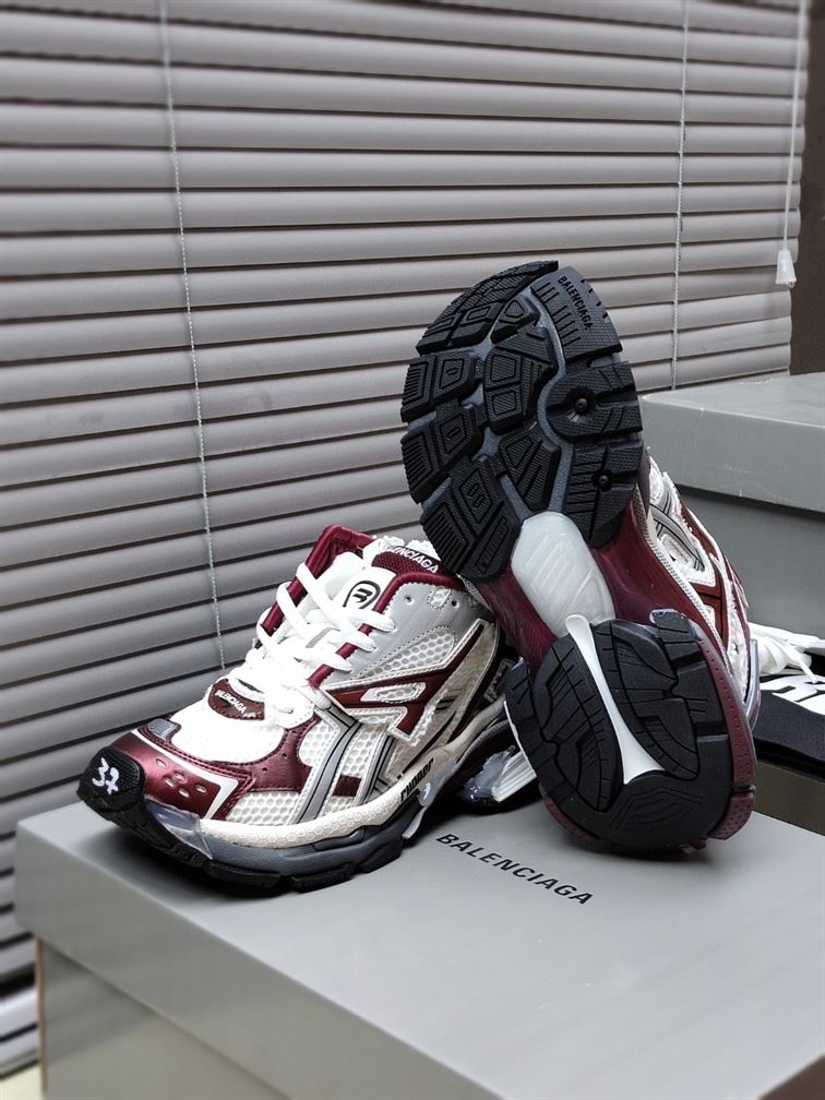 BALENCIAGA RUNNER SNEAKER IN GREY - BLA055