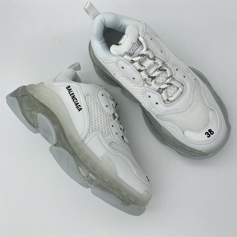 BALENCIAGA TRIPLE S IN WHITE - BLA027