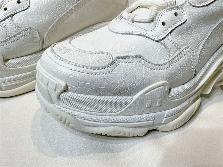 BALENCIAGA TRIPLE S LAMBSKIN SNEAKERS - BLA080