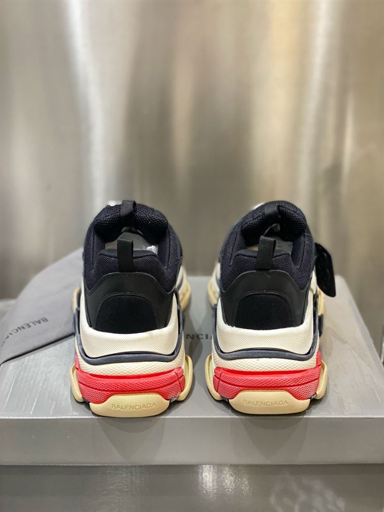 BALENCIAGA TRIPLE S SNEAKERS - BLA009