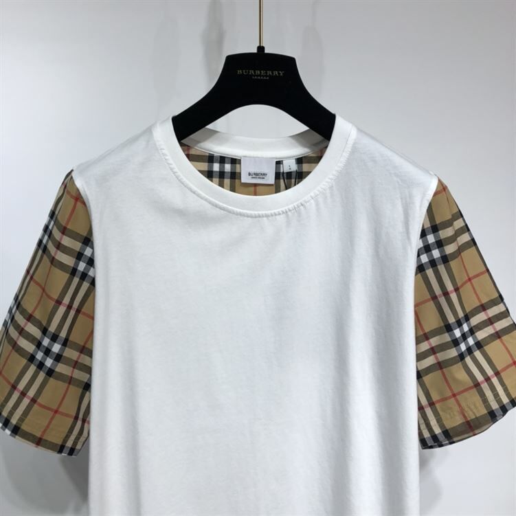 BURBERRY CHECK SLEEVE COTTON OVERSIZED T-SHIRT IN WHITE - BRS010