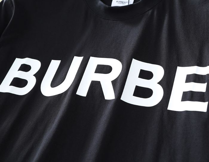 BURBERRY HORSEFERRY PRINT COTTON OVERSIZED T-SHIRT - BRS001