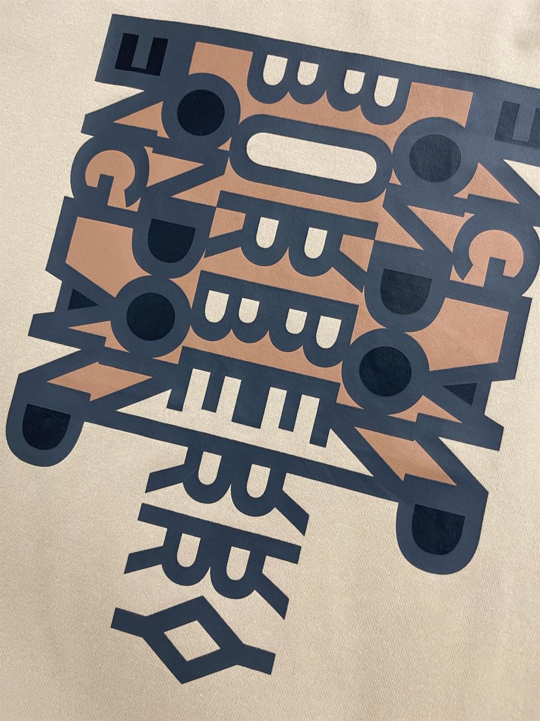 BURBERRY LOGO PRINT COTTON OVERSIZE T-SHIRT - IN SOFT FAWN - BRS006