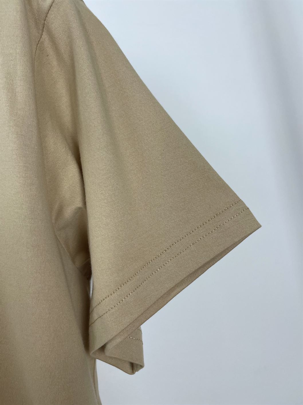 BURBERRY LOGO PRINT COTTON OVERSIZE T-SHIRT - IN SOFT FAWN - BRS006