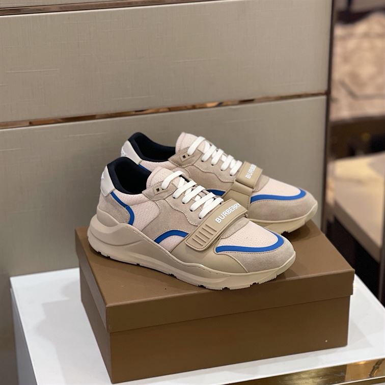 BURBERRY LOGO-STRAP LOW-TOP SNEAKERS - BBR026