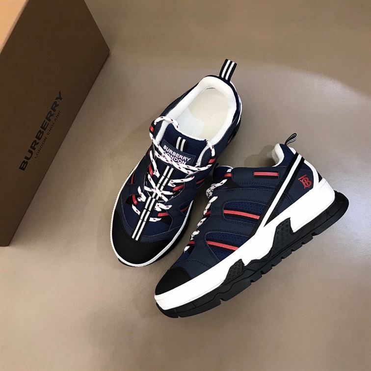 BURBERRY UNION SNEAKERS - BBR015