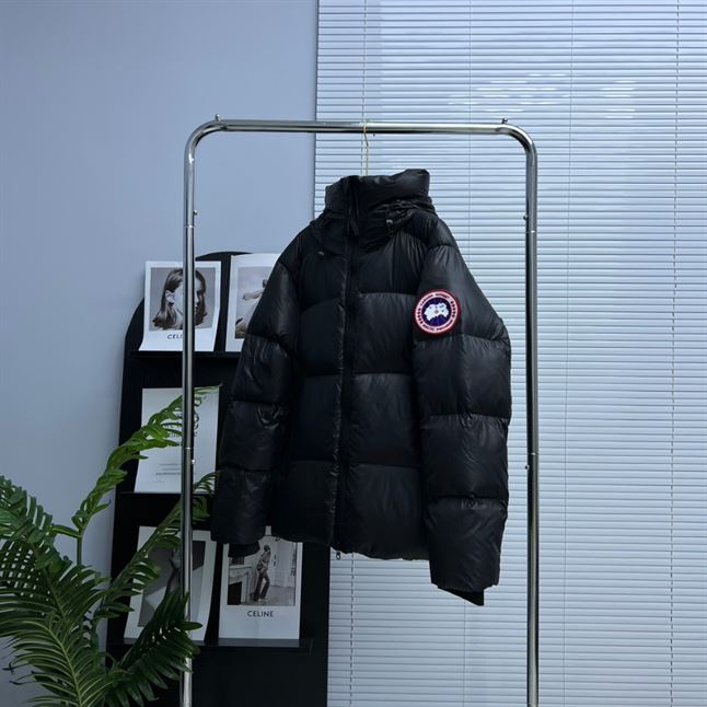 CANADA GOOSE CROFTON PUFFER JACKET - CN16