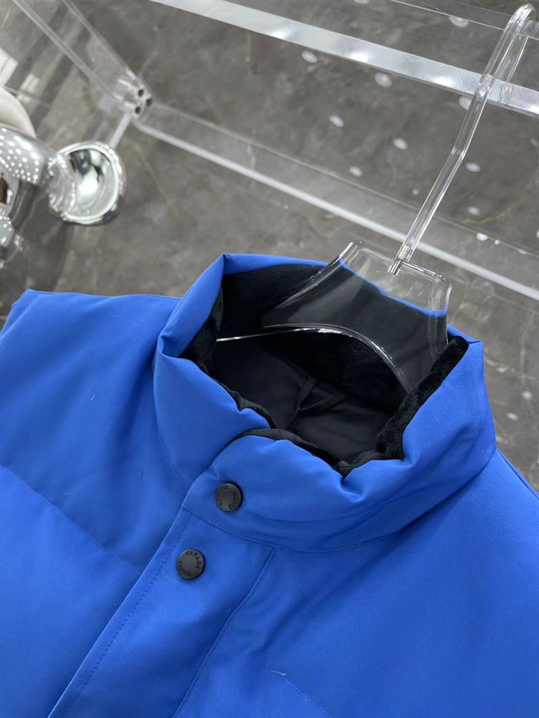 CANADA GOOSE FREESTYLE QUILTED ARTIC-TECH GILET - CN13