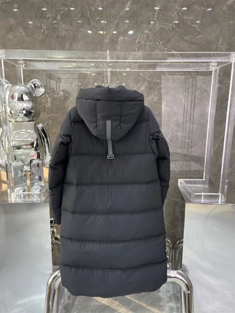 CANADA GOOSE LONG PUFFER COAT - CN20
