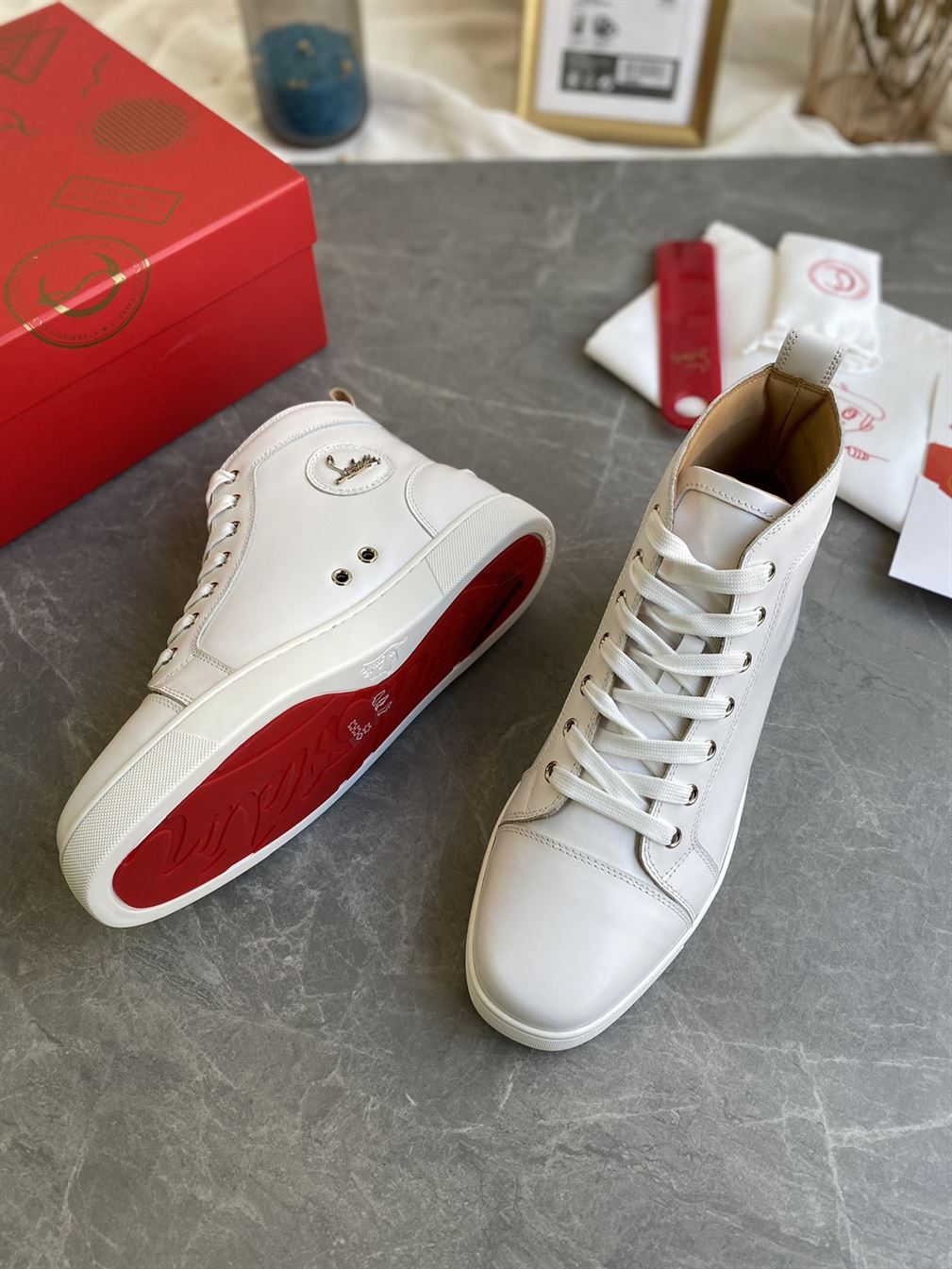 CHRISTIAN LOUBOUTIN HIGH TOP SNEAKER - CLS002