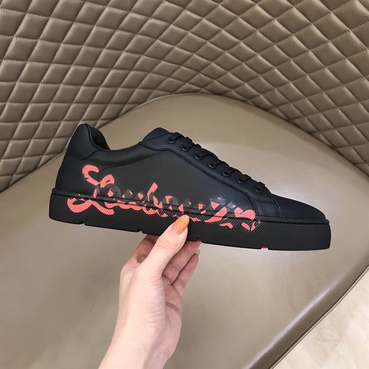 CHRISTIAN LOUBOUTIN LOW TOP SNEAKER - CLS020