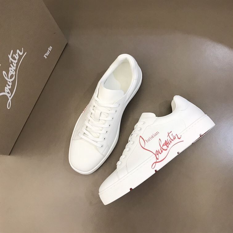 CHRISTIAN LOUBOUTIN LOW TOP SNEAKER - CLS022