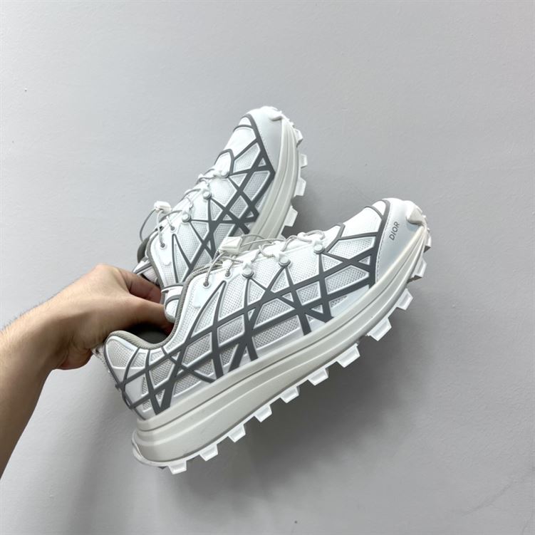 DIOR B31 RUNNER SNEAKER WHITE GREY - DO098