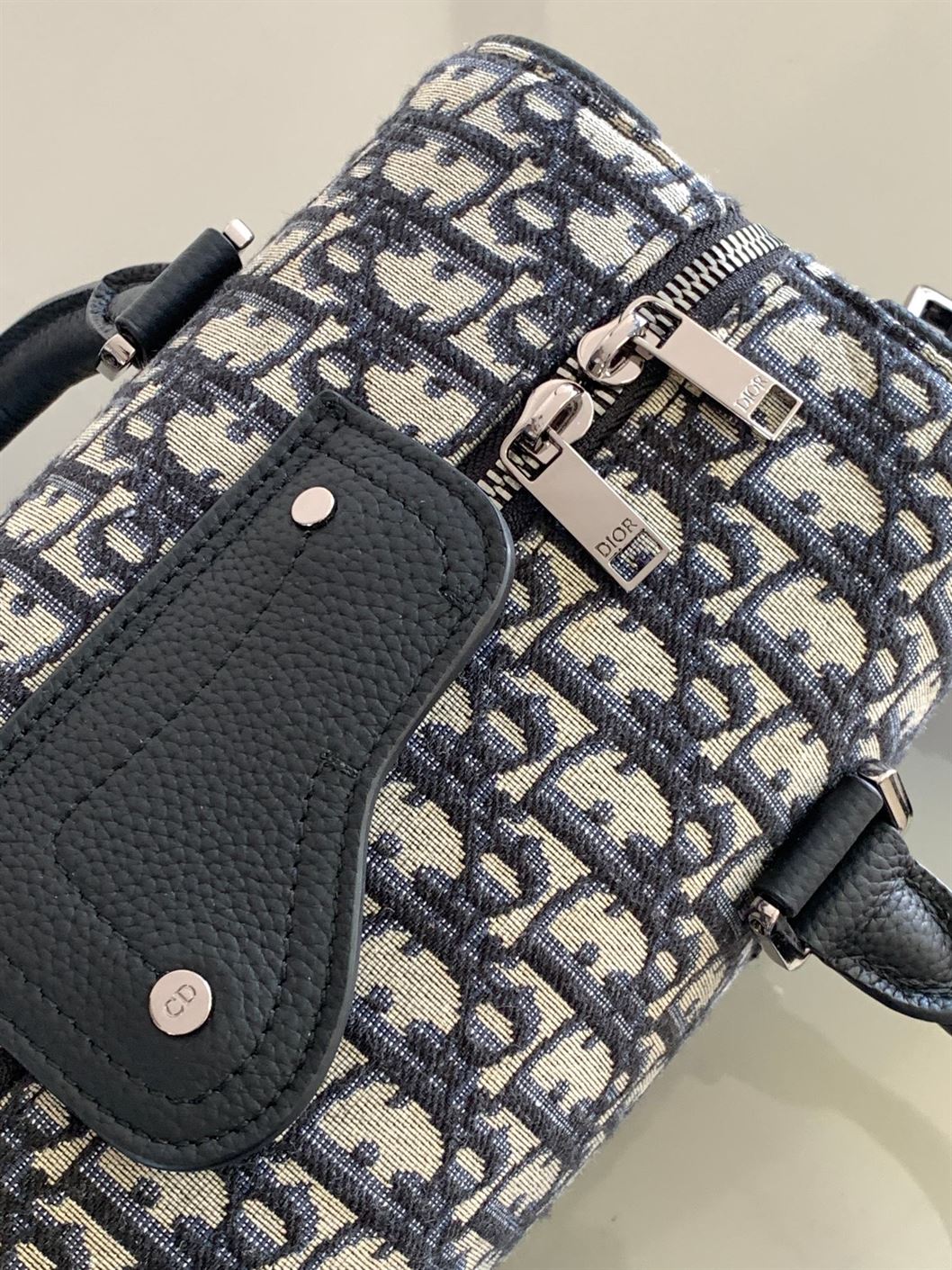 DIOR LINGOT 26 BAG BEGIN AND BLACK DIOR OBLIQUE JACQUARD - DIO045