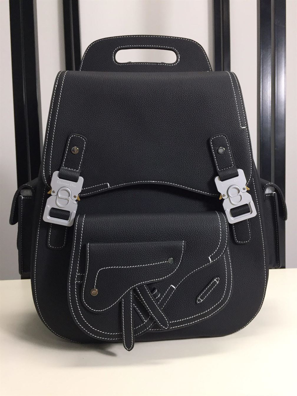 DIOR MAXI GALLOP BACKPACK BLACK GRAINED CALFSKIN - DIO011