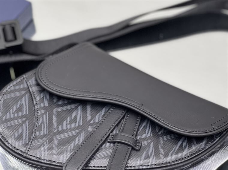 DIOR MINI SADDLE BAG BLACK CD DIAMOND CANVAS AND SMOOTH CALFSKIN - DIO007