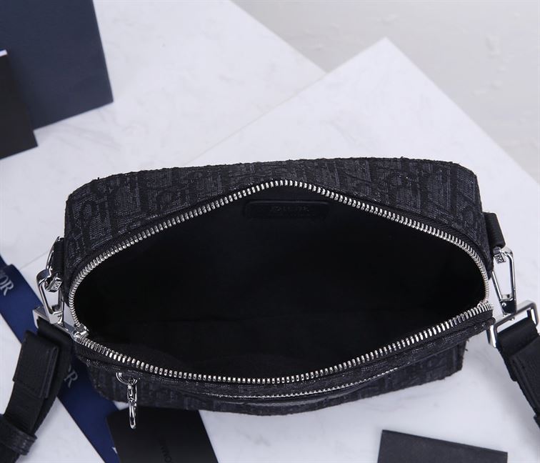 DIOR OBLIQUE SAFARI MESSENGER - DIO038