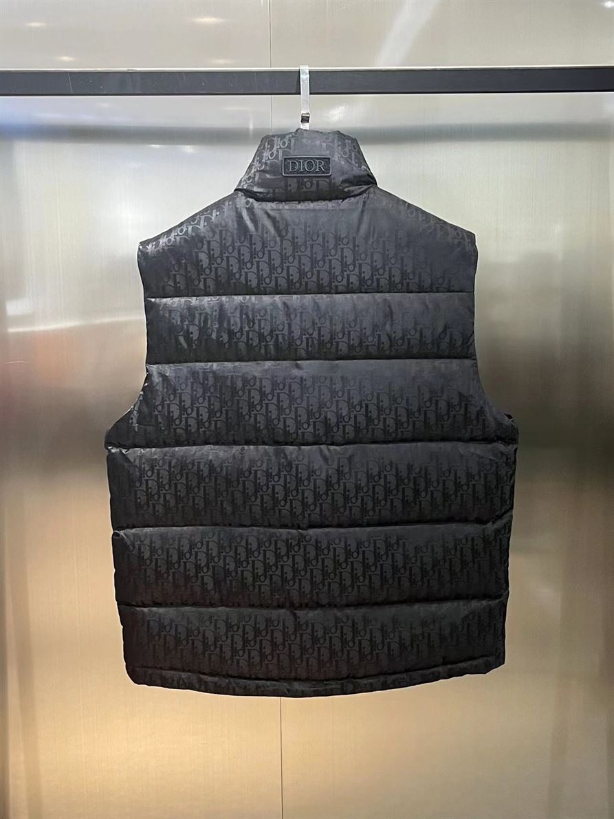 DIOR OBLIQUE SLEEVELESS DOWN JACKET - DRC012
