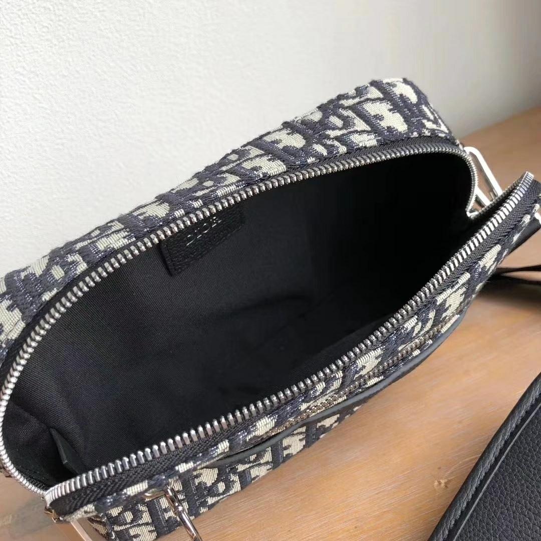 DIOR SAFARI MESSENGER BAG BEIGE AND BLACK DIOR OBLIQUE JACQUARD - DIO001