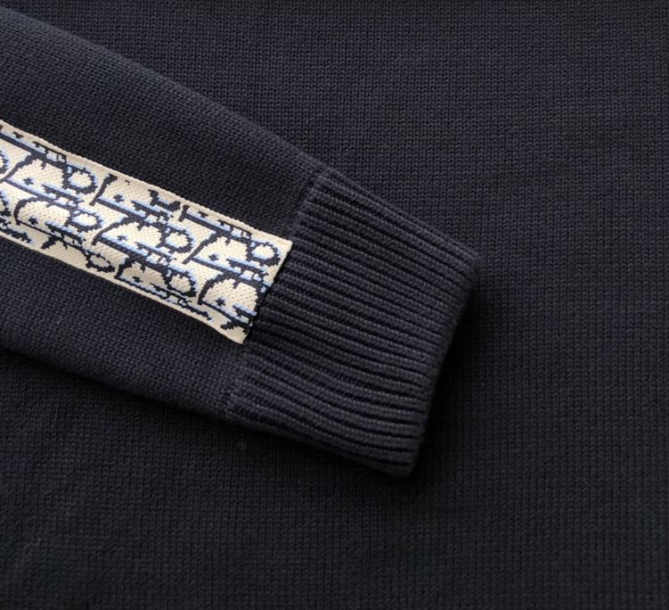 DIOR SWEATER WITH DIOR OBLIQUE INSERTS - DOS018