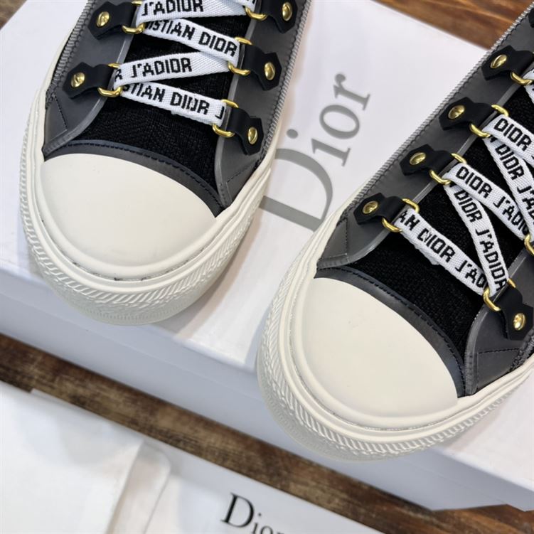 DIOR WALK'N'DIOR SNEAKER - DO118