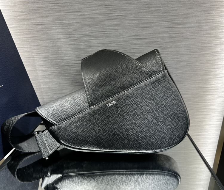 DIOR X PETER DOIG SADDLE BAG BLACK