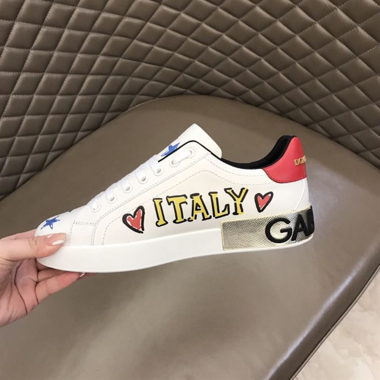 DOLCE & GABBANA LEATHER ROYAL LOVE PRINT SNEAKERS IN WHITE – DG007