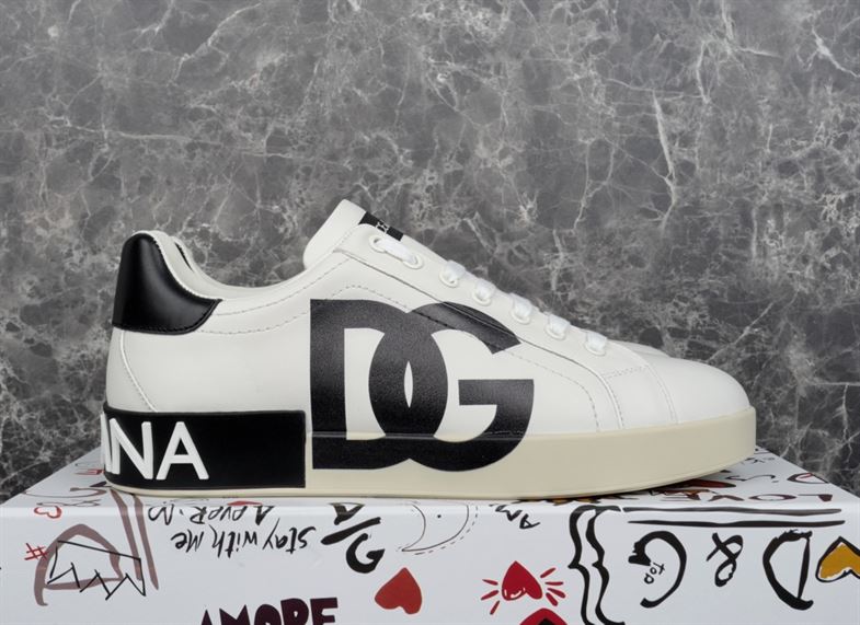 DOLCE & GABBANA PORTOFINO DG SNEAKERS IN WHITE – DG026