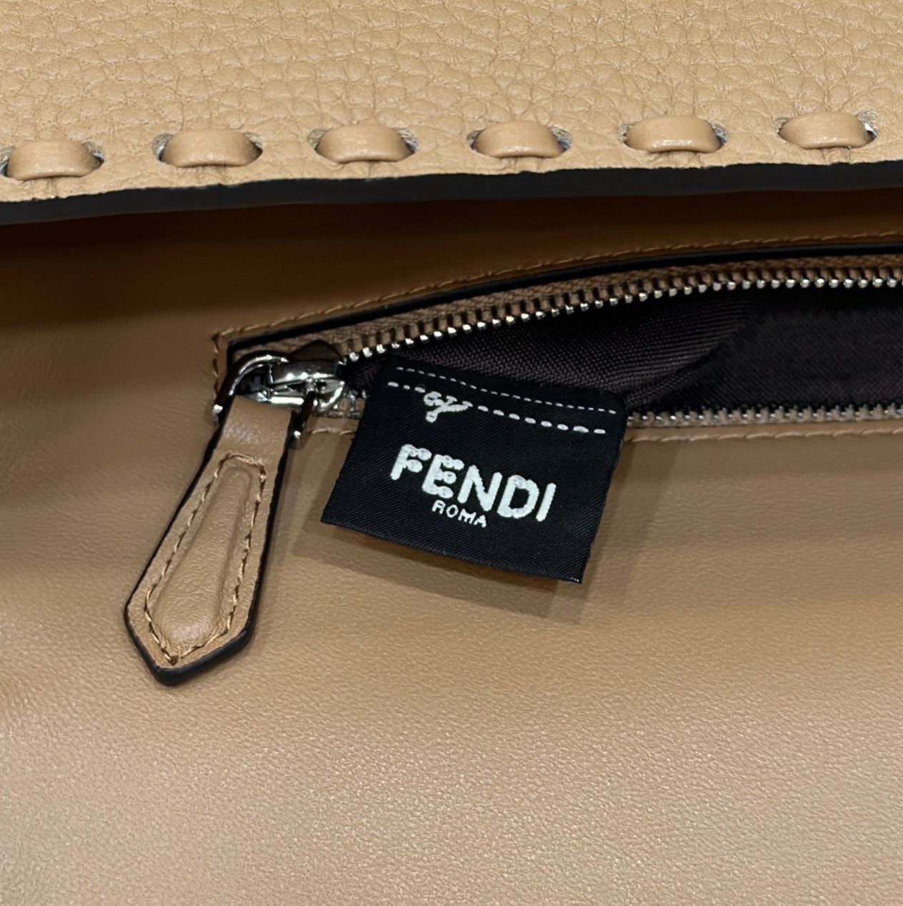 FENDI BAGUETTE BEIGE SELLERIA BAG