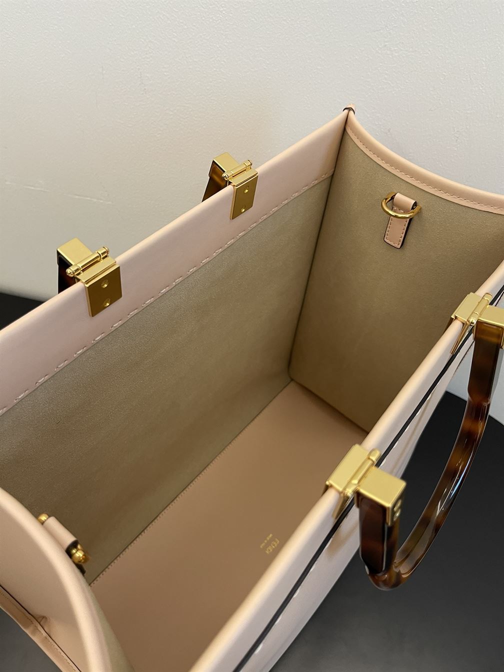 FENDI SUNSHINE MEDIUM PALE PINK LEATHER