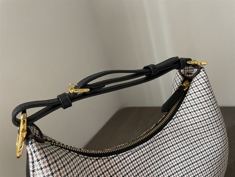 FENDIGRAPHY MEDIUM LEATHER BAG WITH MULTICOLOUR INLAY