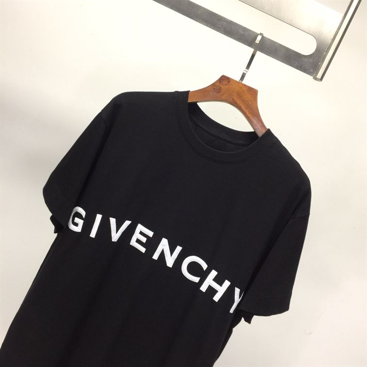 GIVENCHY 4G EMBROIDERED SLIM FIT T-SHIRT IN BLACK - GTS005