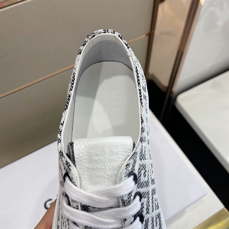 GIVENCHY CITY SNEAKERS IN 4G JACQUARD - GVC015