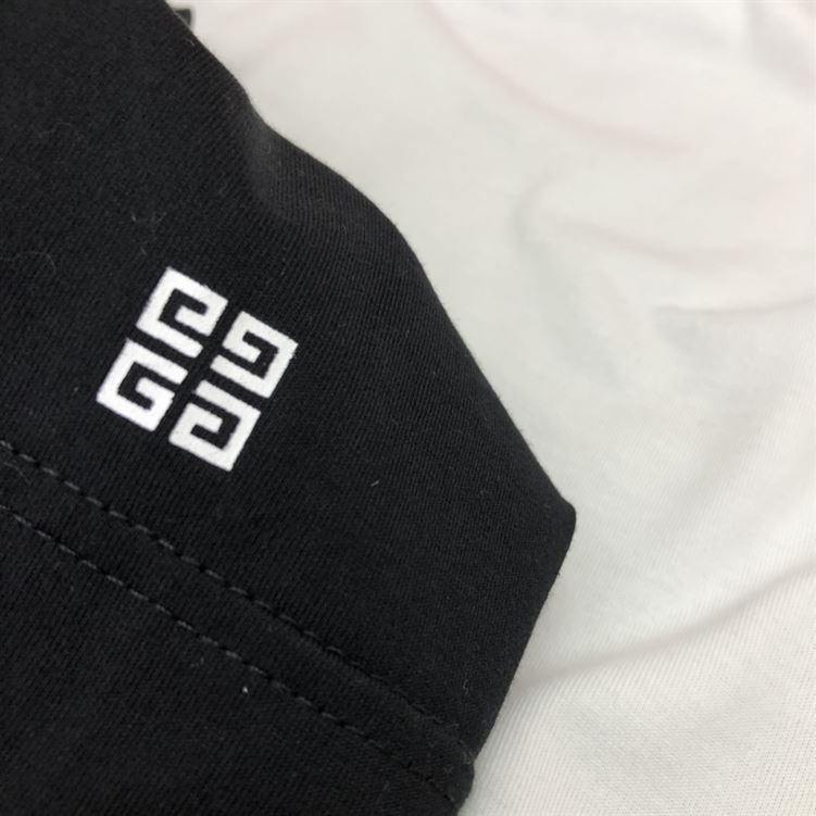 GIVENCHY REVERSE OVERSIZED T-SHIRT IN BLACK - GTS008