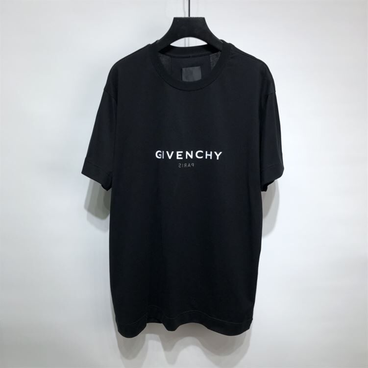 GIVENCHY REVERSE OVERSIZED T-SHIRT IN BLACK - GTS008