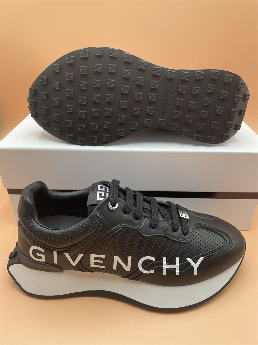 GIVENCHY RUNNER SNEAKERS IN PERFORATED LEATHER - GVC003