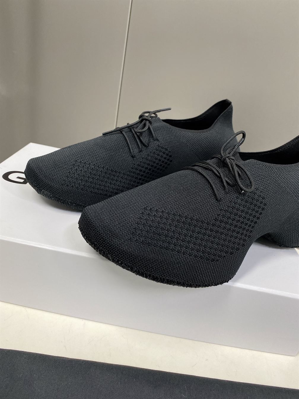 GIVENCHY TK-360 SNEAKERS IN KNIT - GVC007