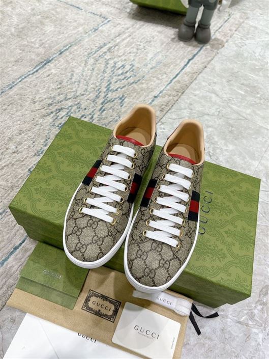 GUCCI ACE GG SUPREME SNEAKER - GCC093
