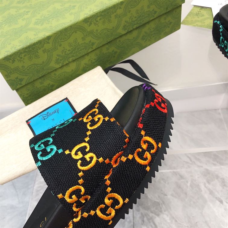 GUCCI ANGELINA EMBROIDERED LOGO PLATFORM SLIDE SANDAL - GSL025