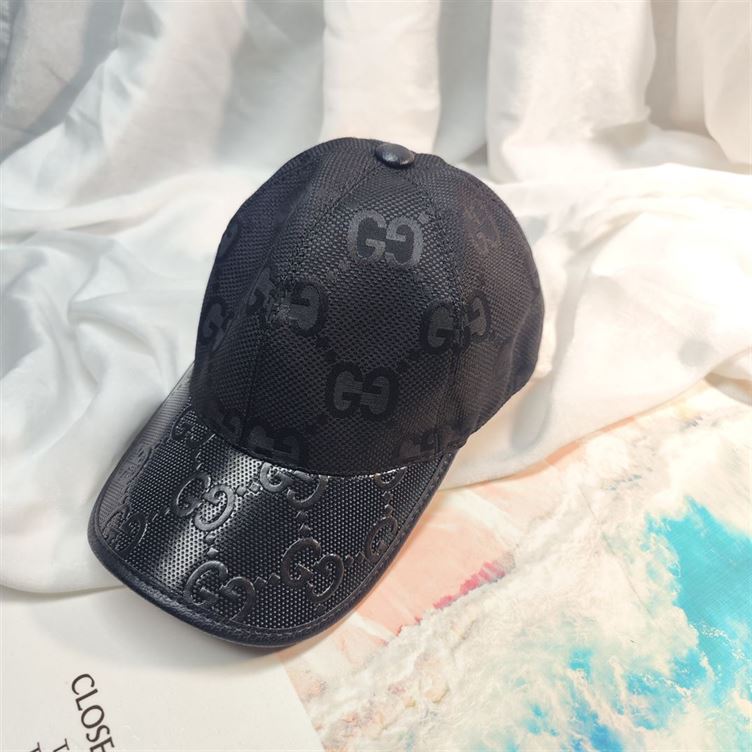 GUCCI BASEBALL HAT
